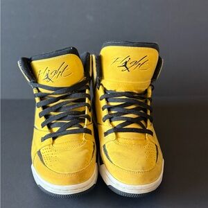 Nike Air Jordan Flight 45 High Taxi Yellow Black Men’s Size 12 454050-701 Retro